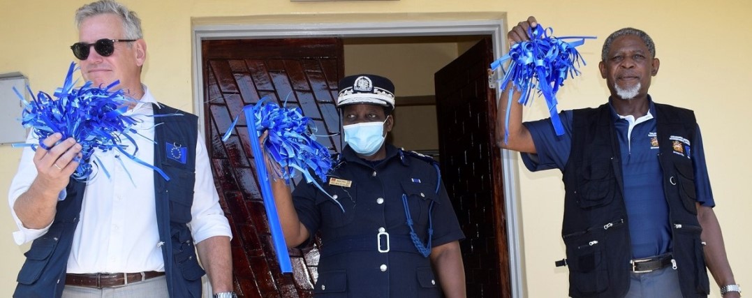 The Inspector General (In the middle) after officially being handed over the VSU