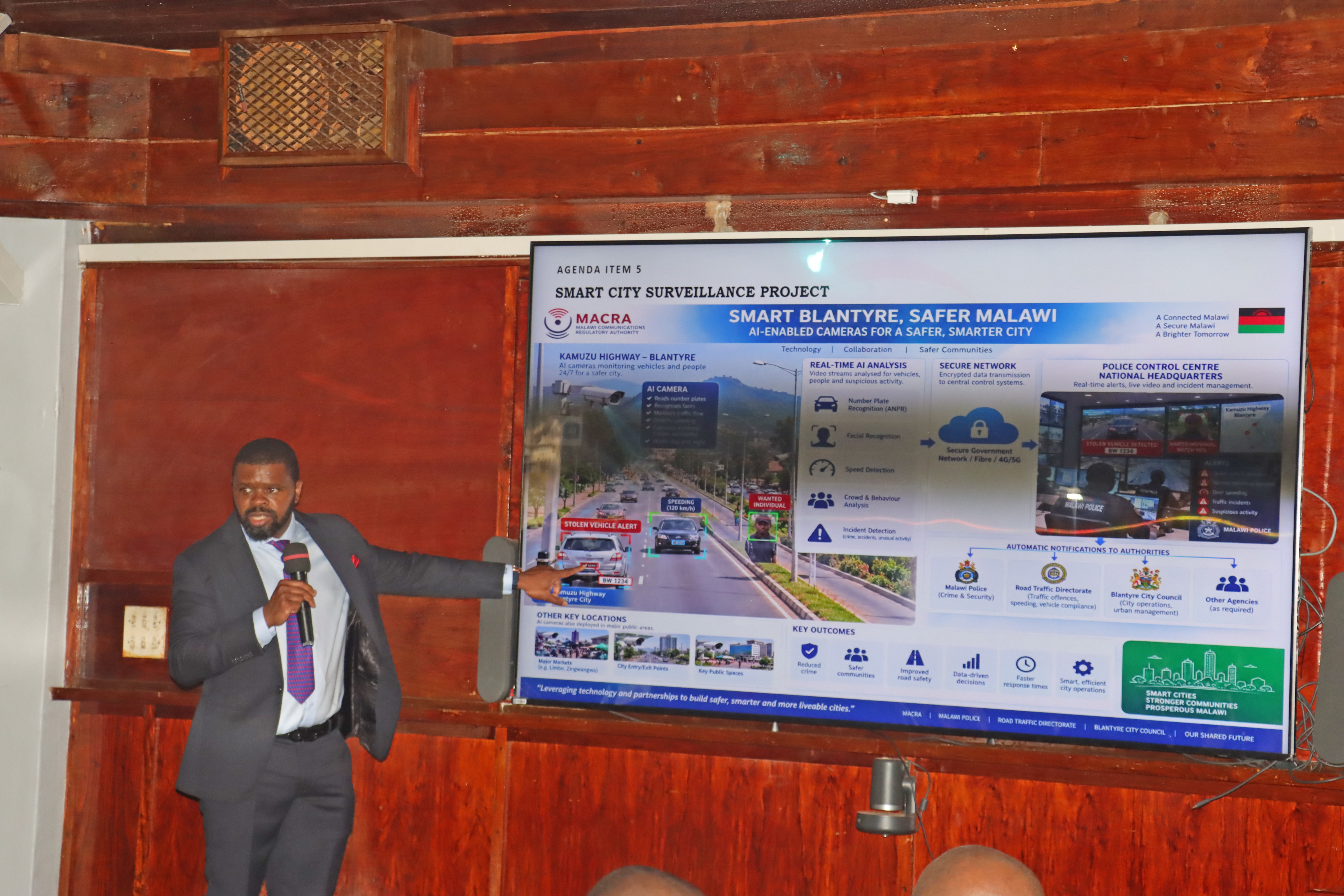 Mkoloma, making a presentation on Project Smart City